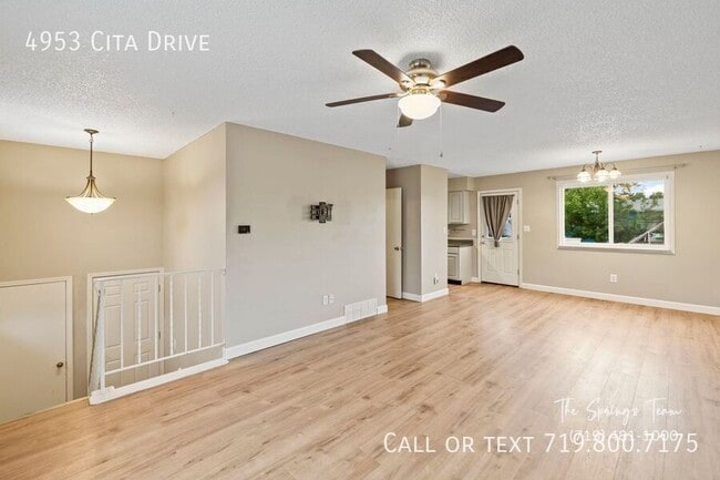 Building Photo - 4953 Cita Dr