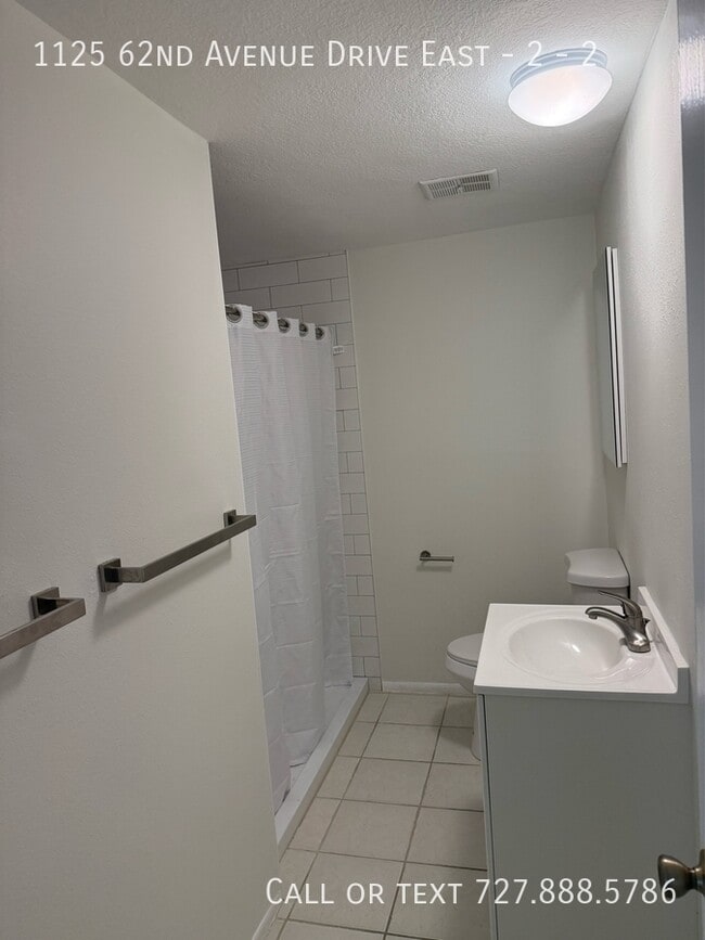 Building Photo - 1125 62nd Avenue Dr