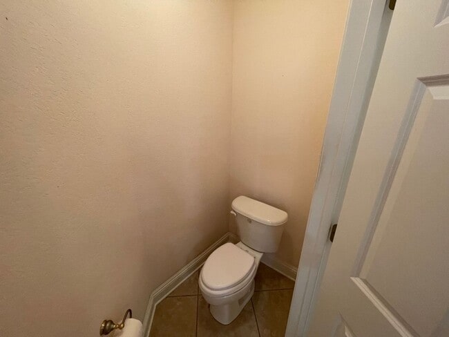 Building Photo - Pensacola - Reserve at Carpenters Creek - 4 Bedroom, 2.5 Bathroom with pool