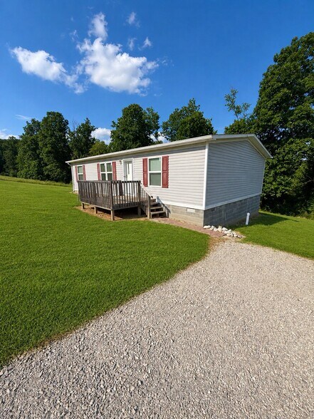 Building Photo - 125 Clays Ct