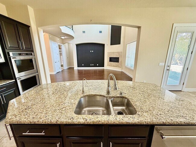 Building Photo - 9605 Brians Path