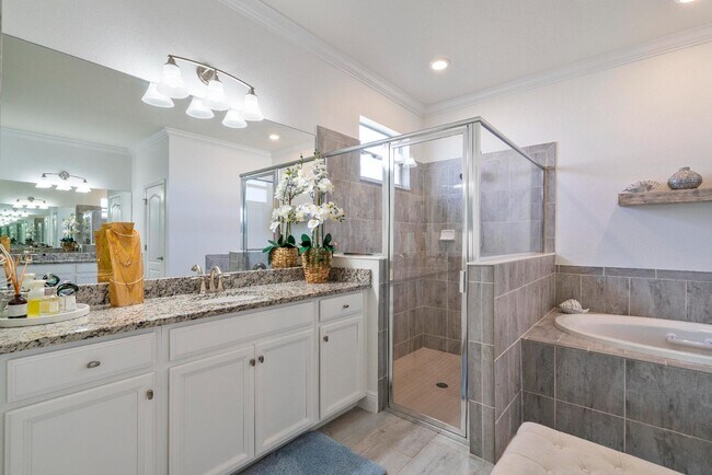 Building Photo - 17548 Canopy Ct