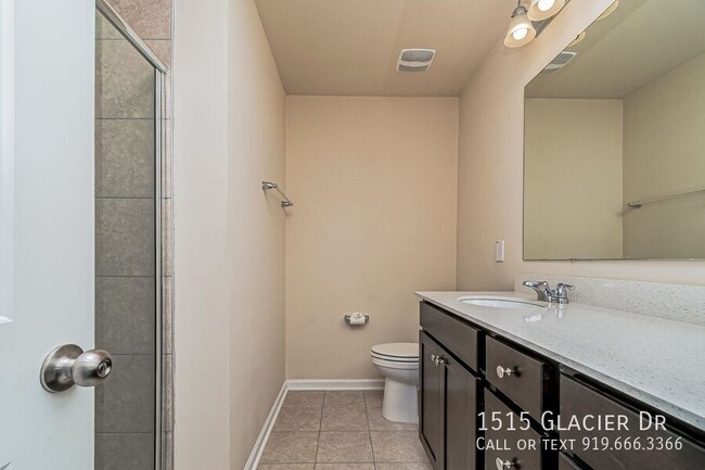 Building Photo - 1515 Glacier Dr