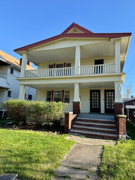 Building Photo - 11521 Florian Ave