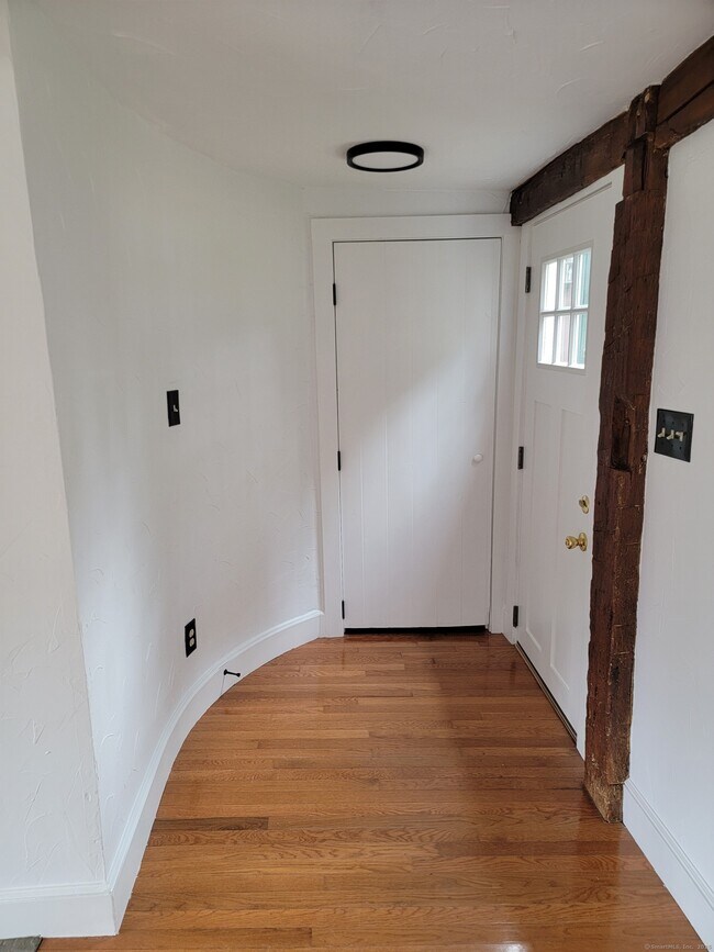 Building Photo - 199 CT-37