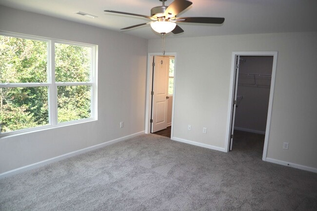 Building Photo - Two bedroom, 2.5 bath townhome in Ridge Creek, Whitsett