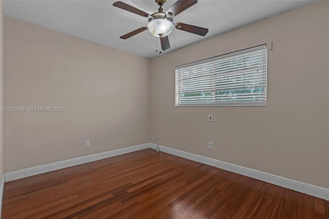 Building Photo - 9400 SW 193rd Dr