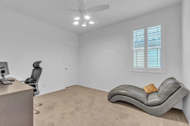 Building Photo - 3013 Historic Horizon Ave