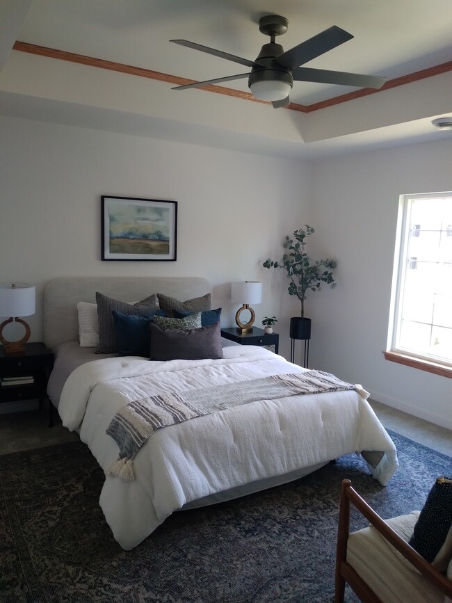 Building Photo - 2701 Pond Dr