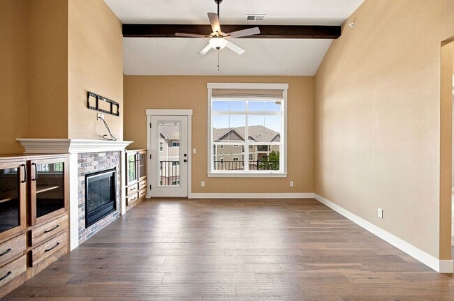Building Photo - 4622 Hahns Peak Dr