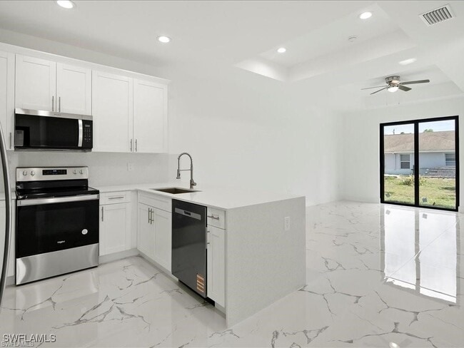 Building Photo - 5208 28th St SW