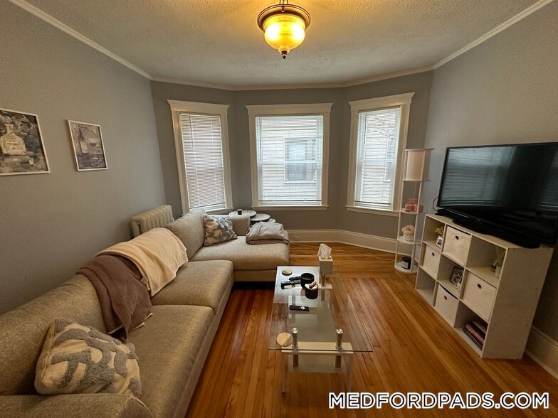 Building Photo - 207 Boston Ave