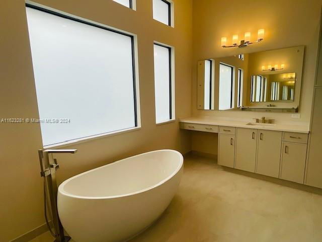 Building Photo - 8319 Royal County Down Rd