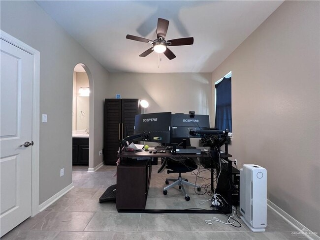 Building Photo - 40 Ensenada Ave