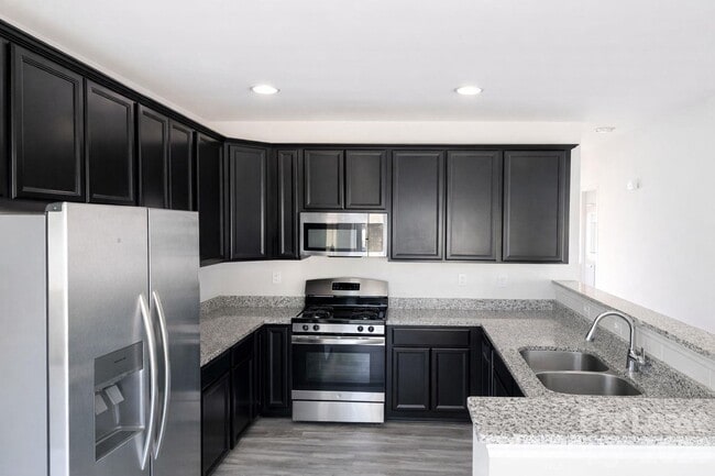 Building Photo - 6328 Revolutionary Trail