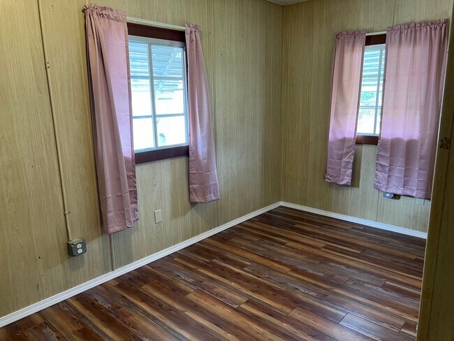 Building Photo - Woodson St, Amity