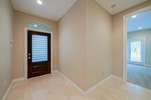 Building Photo - 9103 Harbor Hills Dr