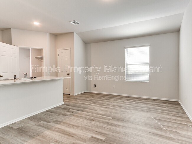 Building Photo - 11520 SW 12th St