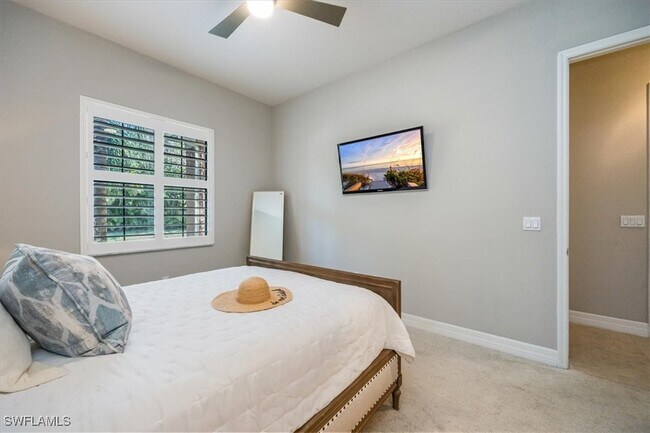 Building Photo - 13429 Coronado Dr