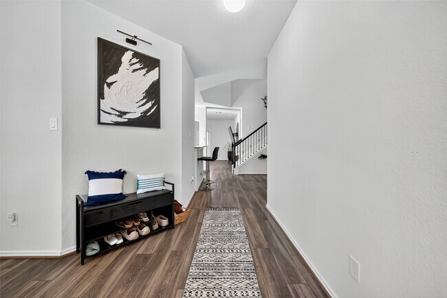 Building Photo - 1601 Darwin Cedar Dr