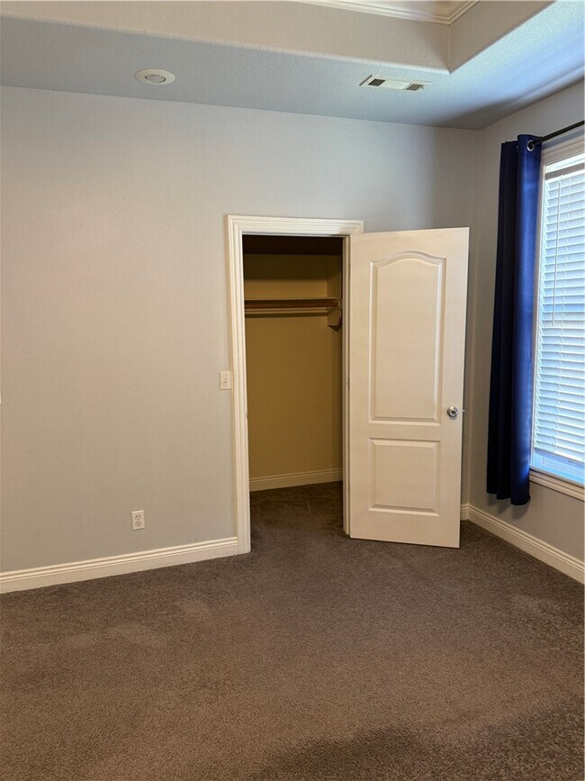 Building Photo - 311 Wilson Dr