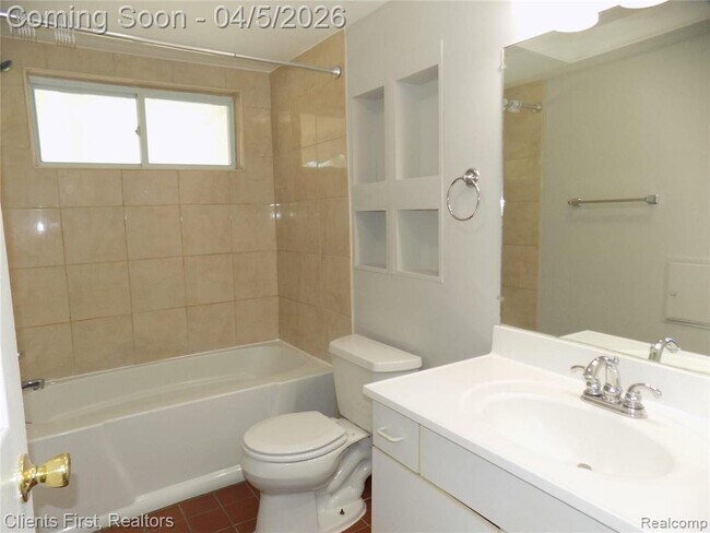 Building Photo - 39417 Cather St