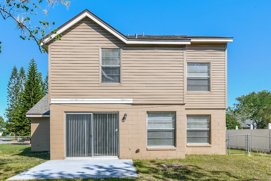 Building Photo - 7663 Sapphire Ln
