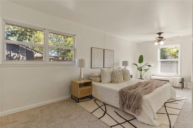 Building Photo - Beautifully Renovated 3-Bed, 2-Bath Home i...