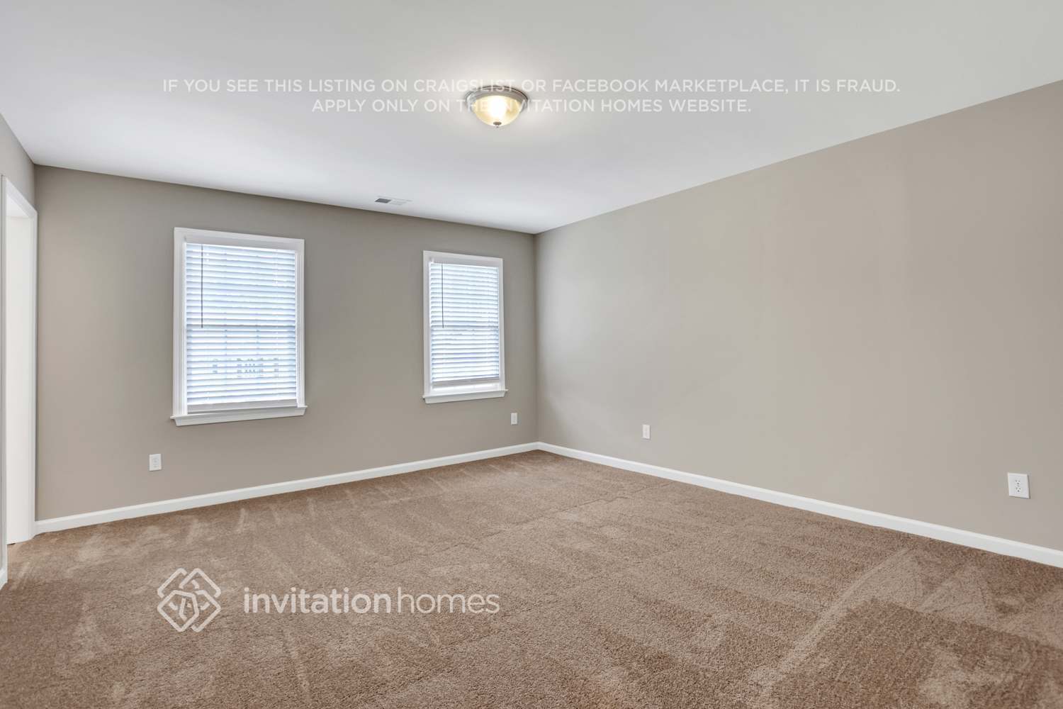 Building Photo - 87 Golden Aster Trce