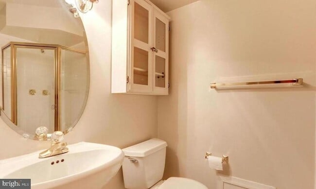 Building Photo - 9703 Whitley Park Pl