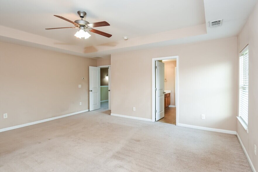 Building Photo - 24 Quail Bend Loop