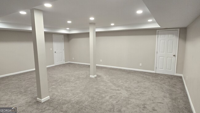 Building Photo - 4270 E Hamill Dr