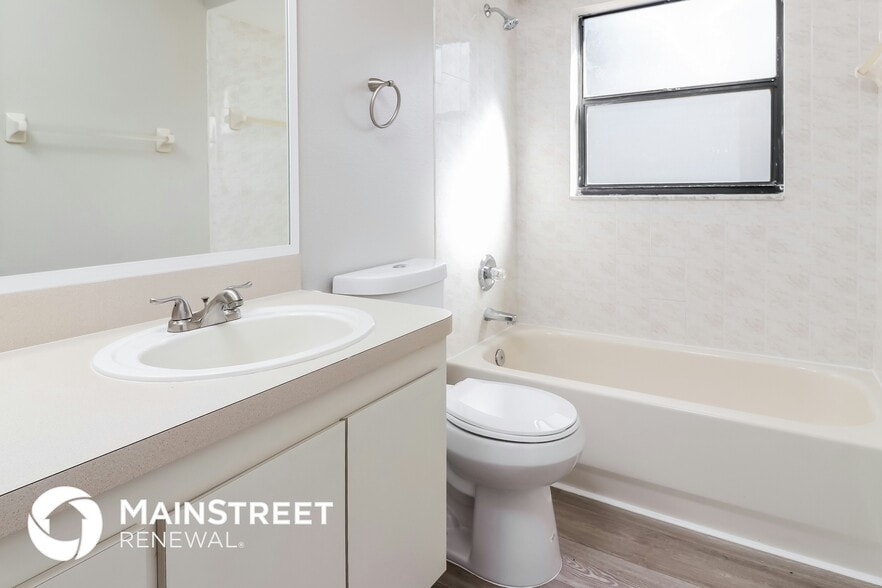 Building Photo - 7480 Aloe Dr