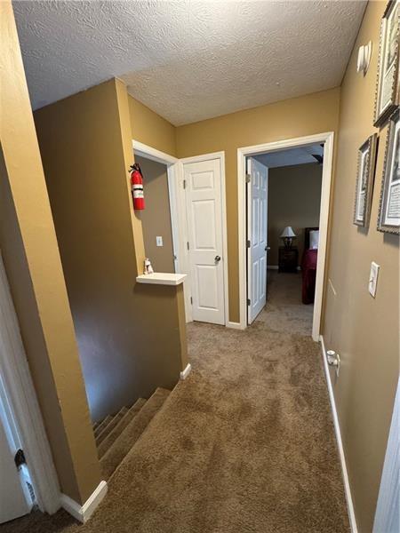 Building Photo - 2578 Shadowbrook Dr