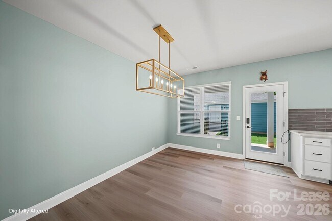 Building Photo - 10037 Mamillion Dr
