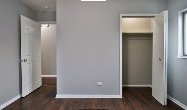 Building Photo - Charming 4-Bedroom Ranch in Sauk Village