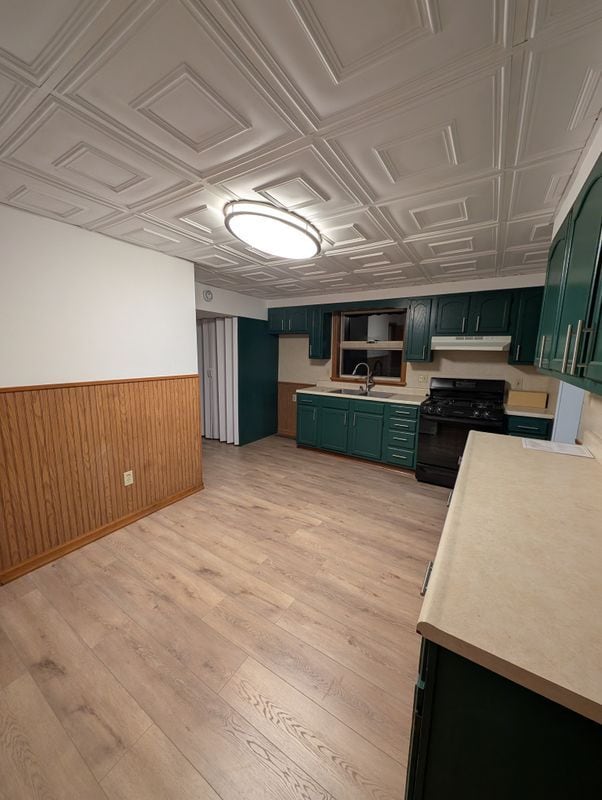 Building Photo - 46 N Meade St