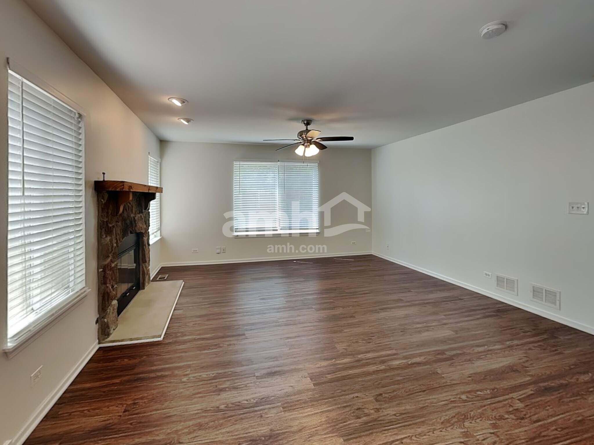Building Photo - 1828 Ness Way