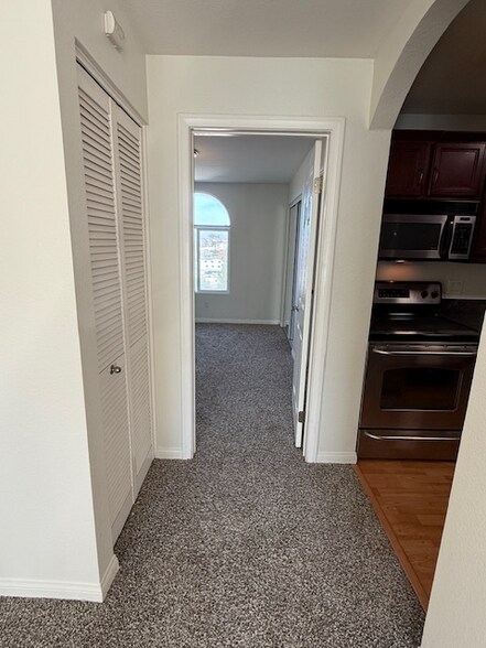 Building Photo - 5252 Orange Ave