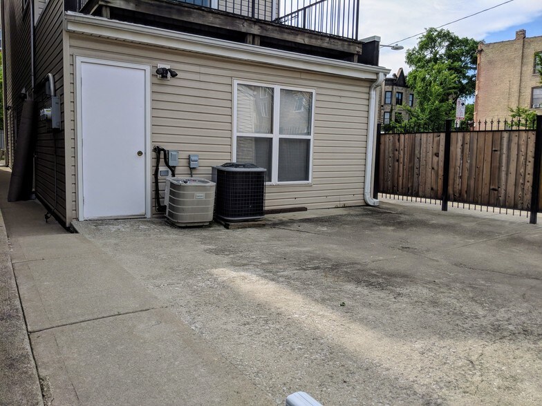 Back Patio - with privacy fencing - 1457 N Rockwell St