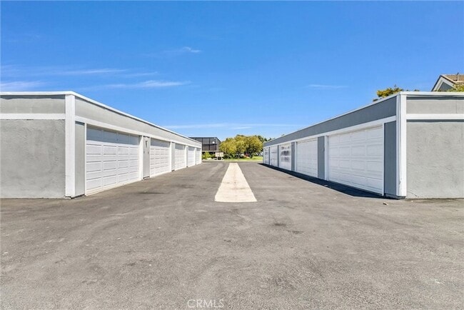 Building Photo - 16123 St Croix Cir