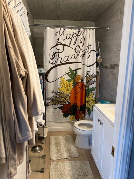 Building Photo - 13907 Hawick Dr