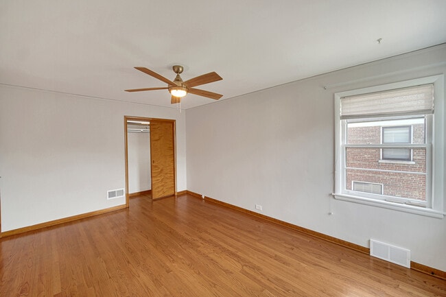 Building Photo - 9600 Kilpatrick Ave