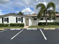 Building Photo - 2930 Crosley Dr E