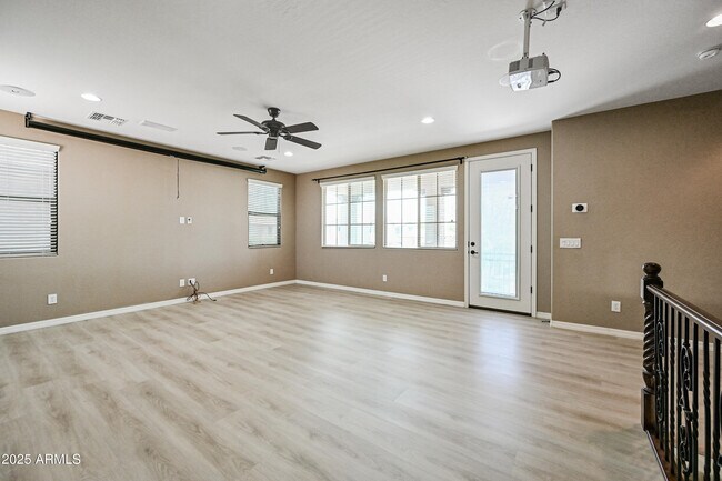 Building Photo - 133 E Prescott Dr