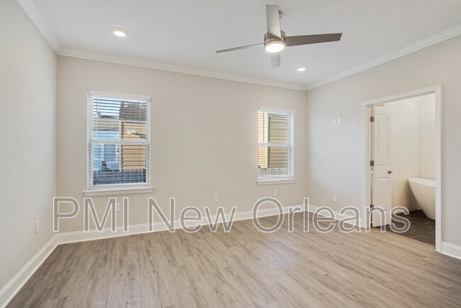 Building Photo - 2232 Bienville St