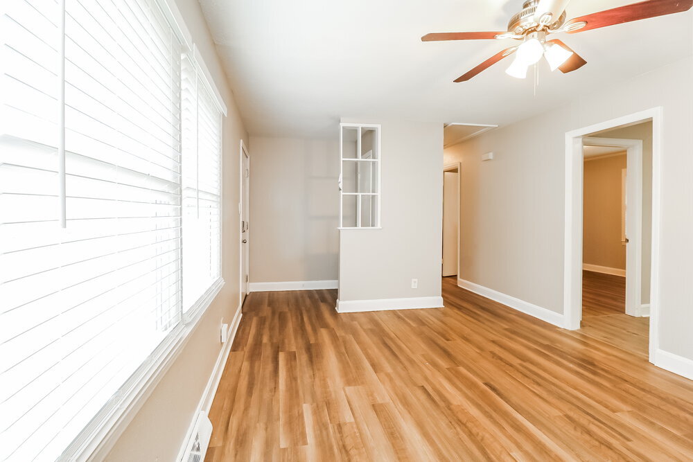 Building Photo - 2812 Denview Ln