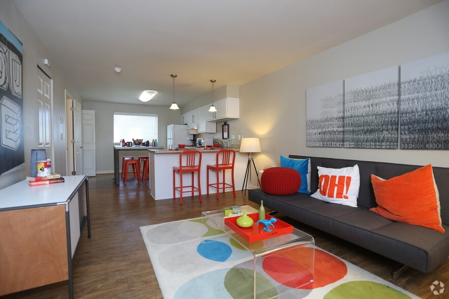 Greenpointe Townhomes 711 E 18th, Ave Ellensburg WA 98926 Apartment