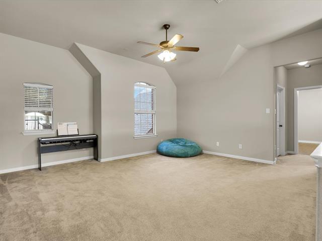Building Photo - 214 Crestbrook Dr