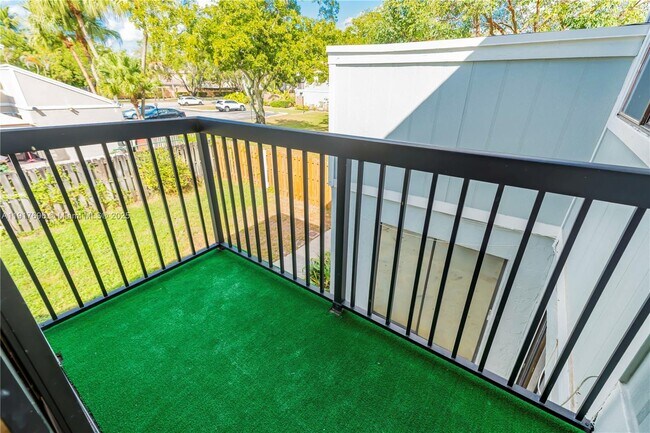 Building Photo - 617 NW 132nd Terrace